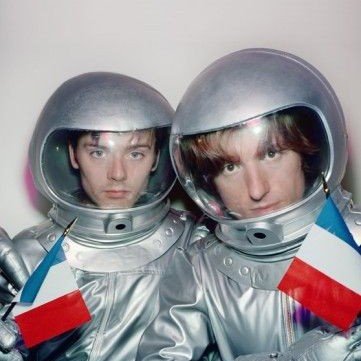 Spiderwebs episode 26-03-23